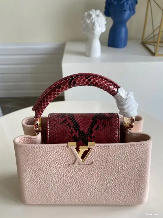 BB LOUIS CAPUCINES VUITTON 0525